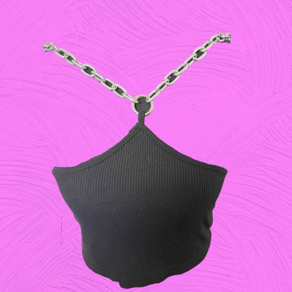 Romwe chain strap ribbed crop top